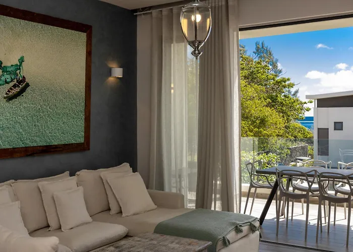 Summer Beachfront Apartment