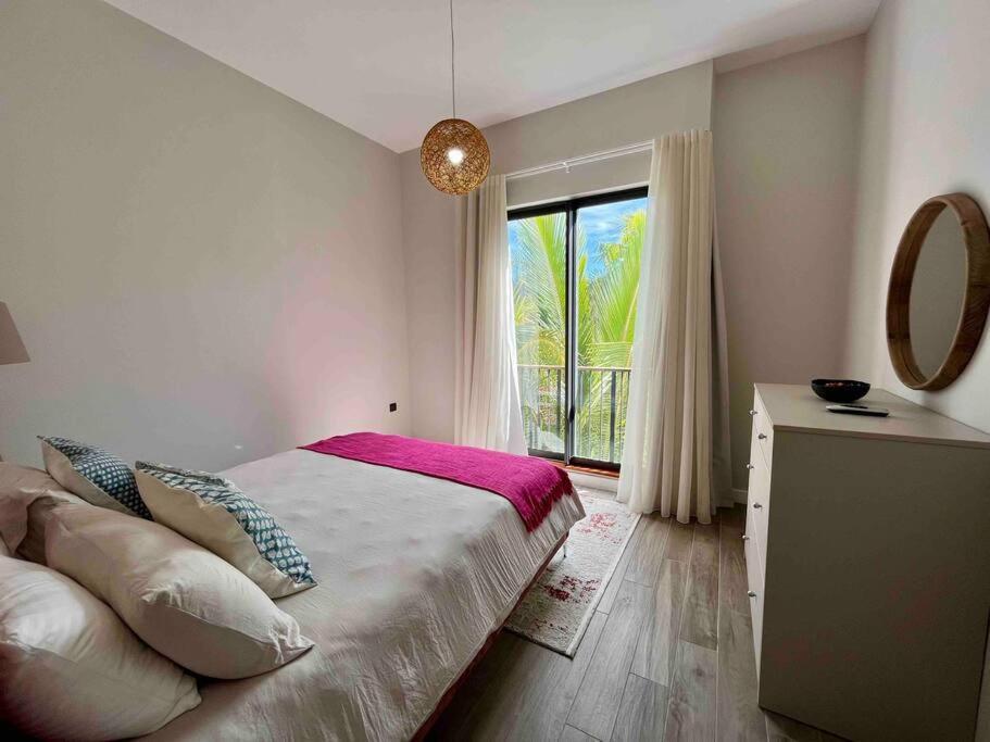 Summer Beachfront Apartment *